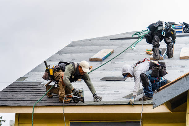 Professional Gutter Installation technician working in Rahway, NJ